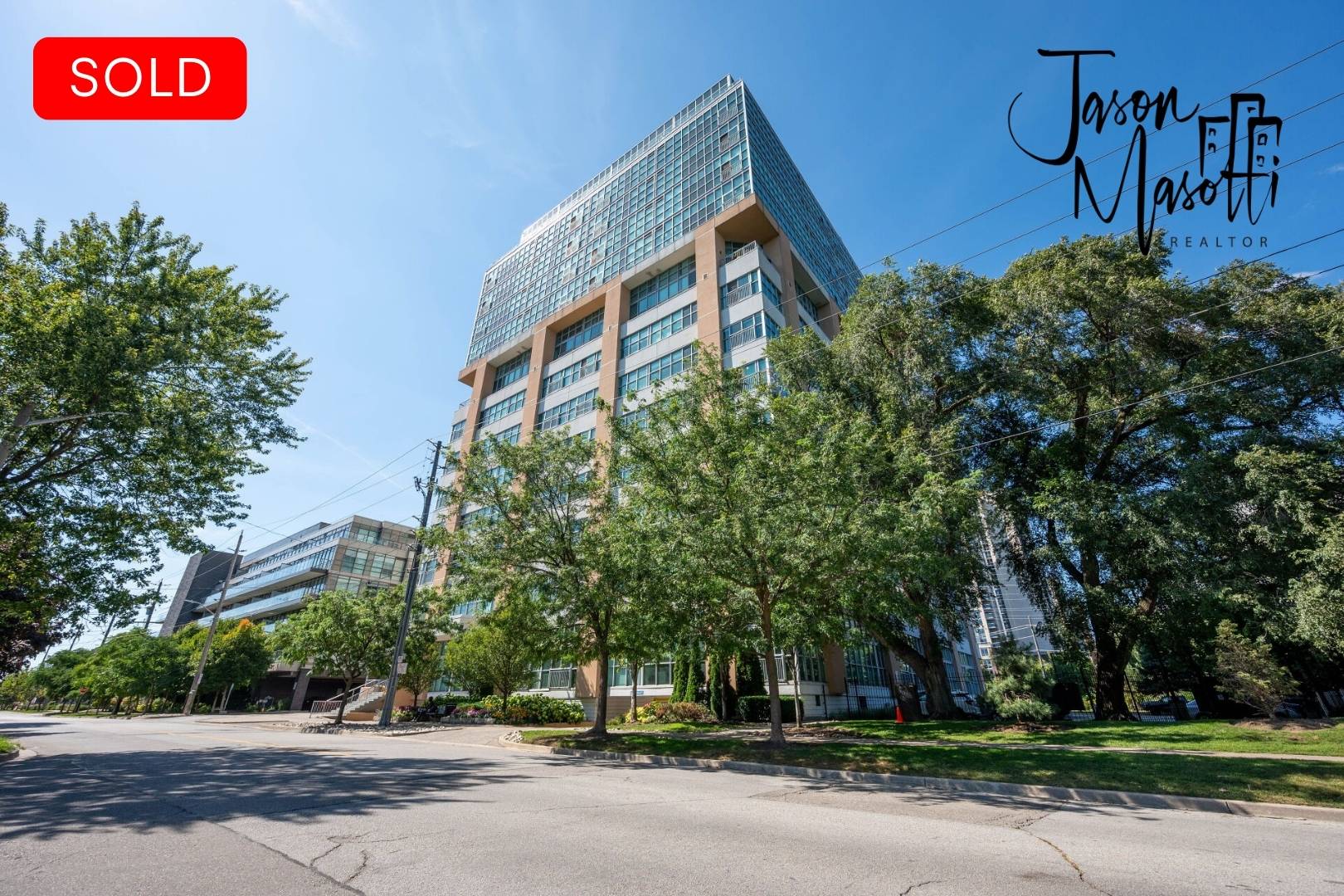 Etobicoke 2 - 2 Fieldway Rd