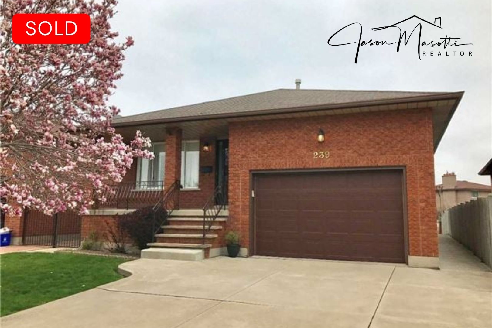 Hamilton - 239 Templemead Dr