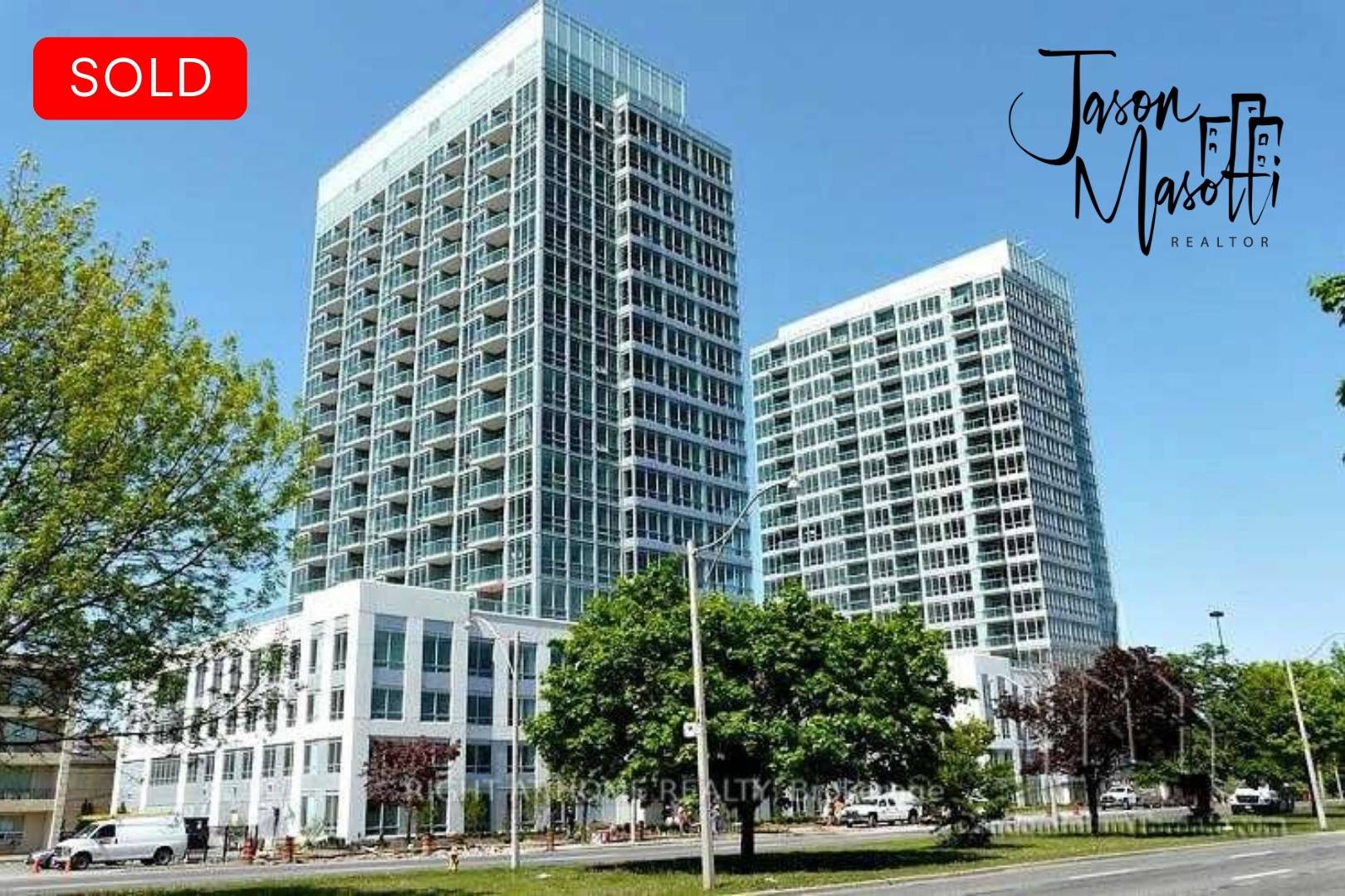 Toronto - 1910 Lakeshore Blvd W 203